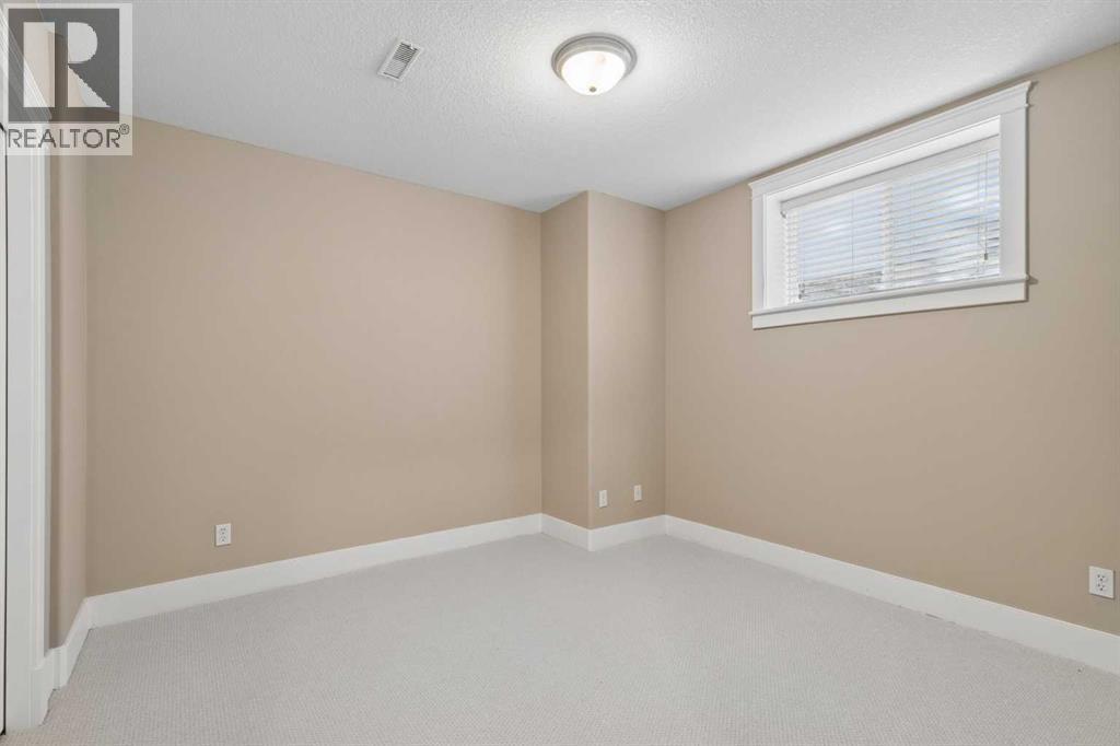 4661 20 Street SW, Calgary, Alberta  T2T 6G4 - Photo 27 - A2353396