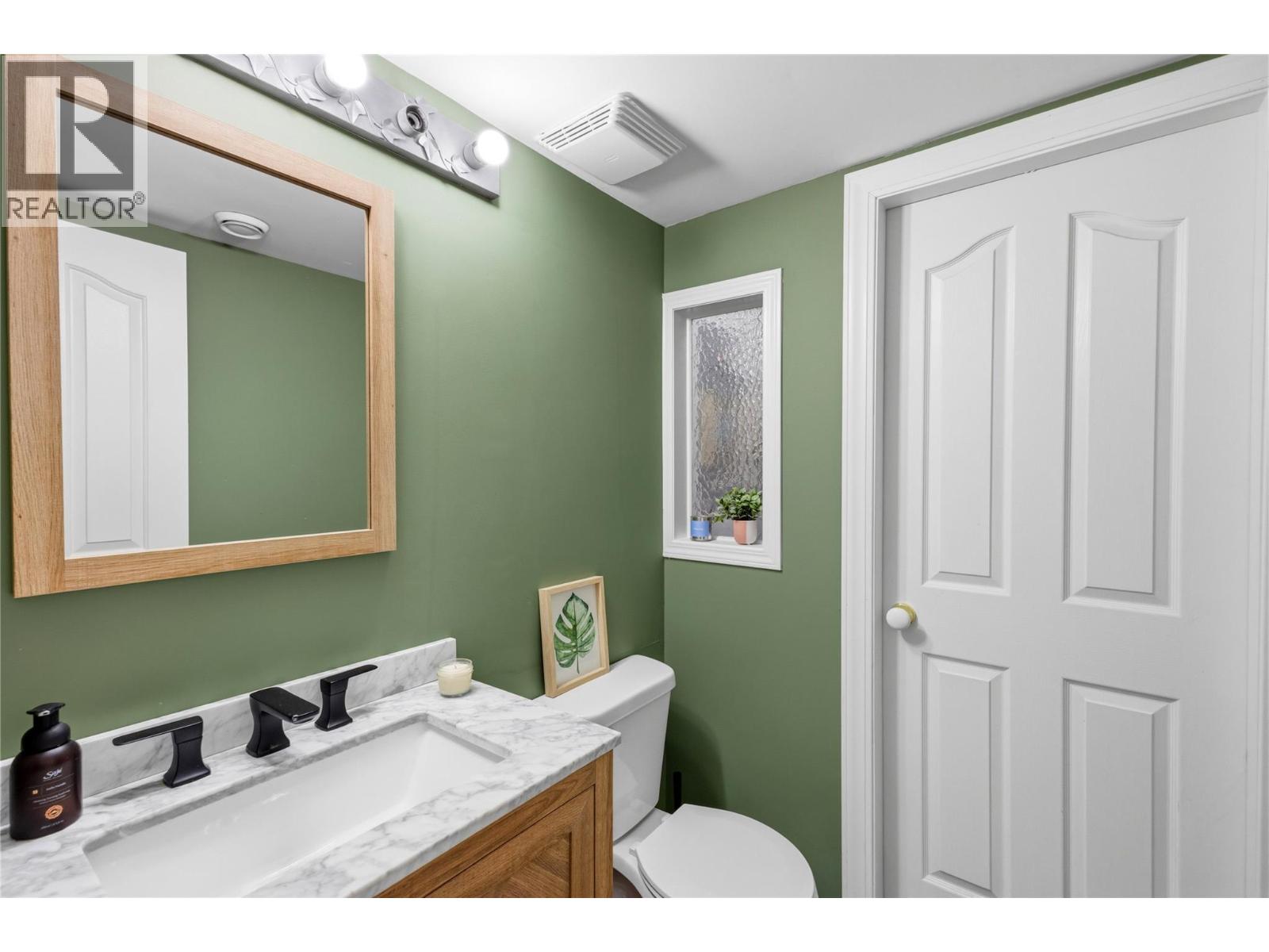 99 CALGARY Avenue Unit# 101