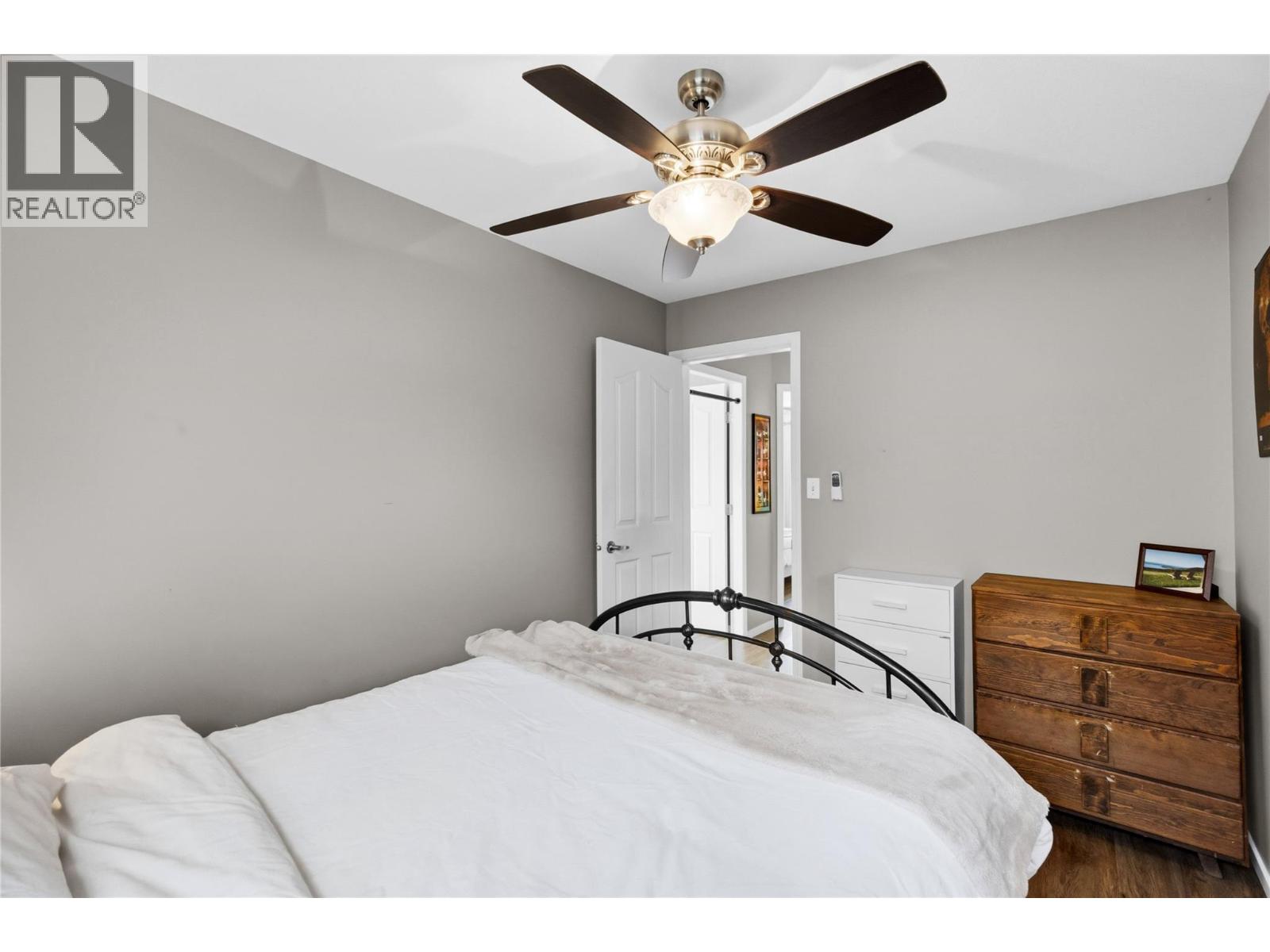 99 CALGARY Avenue Unit# 101