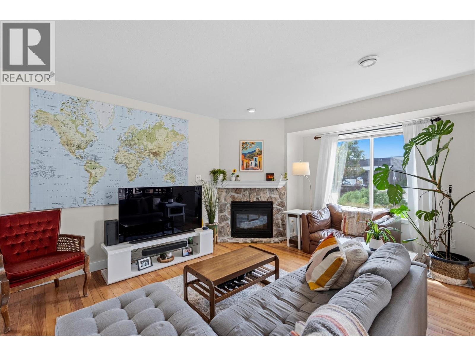 99 CALGARY Avenue Unit# 101