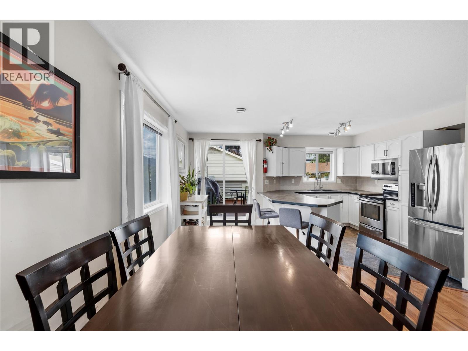 99 CALGARY Avenue Unit# 101