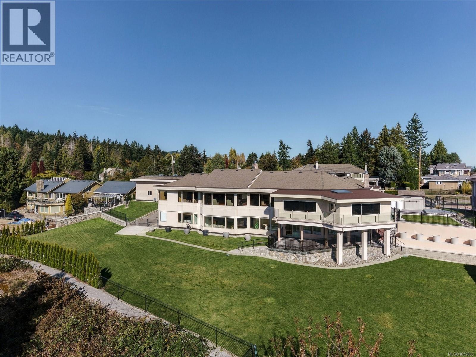 11027 Greenpark Dr