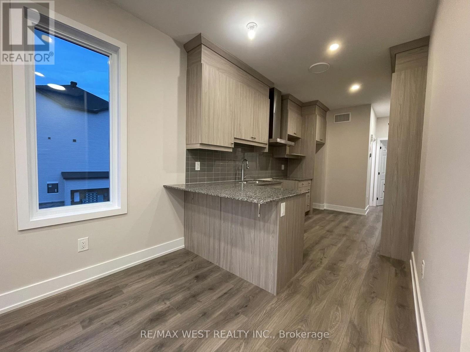 328 Stargrass Private, Ottawa, Ontario  K2J 6R8 - Photo 5 - X13885362