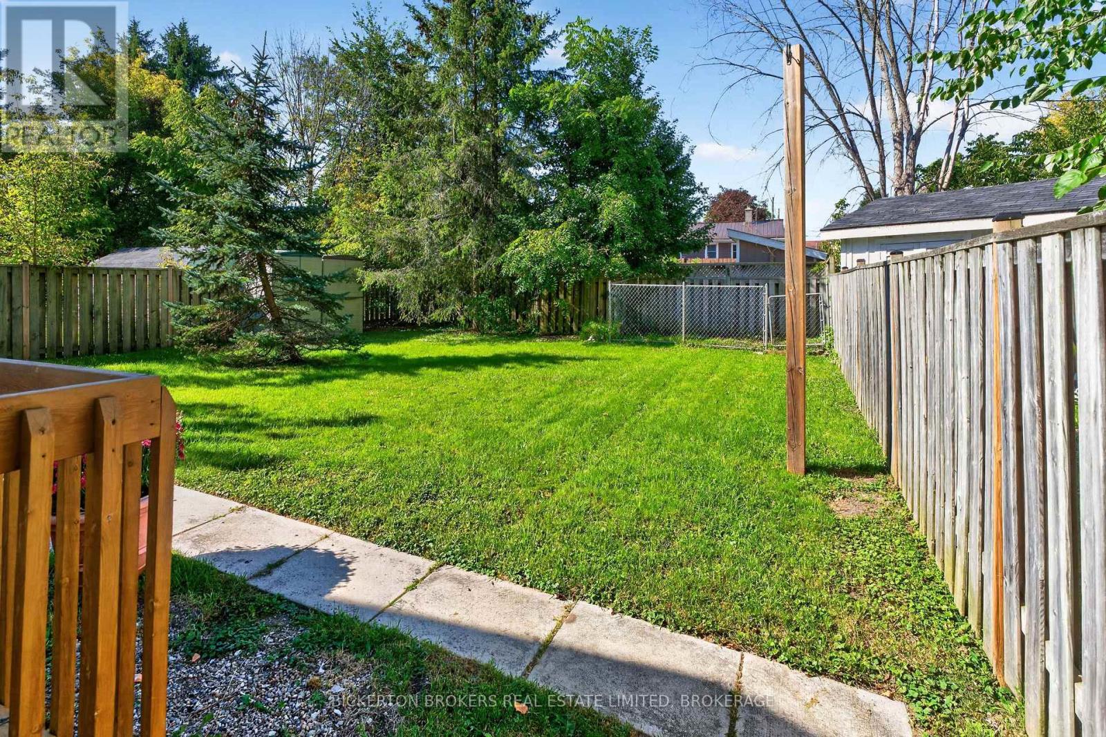 354 Oak Street, Gananoque, Ontario  K7G 2R6 - Photo 9 - X14095898
