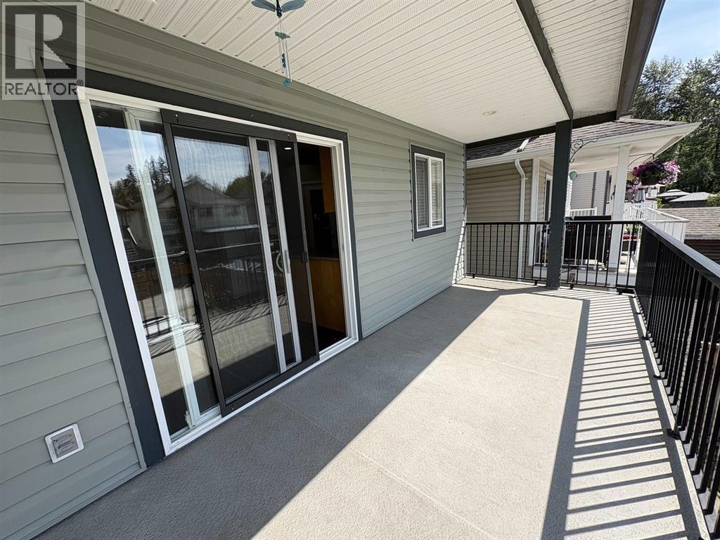 23622 111a Avenue, Maple Ridge, British Columbia  V2W 2G1 - Photo 3 - R3169371