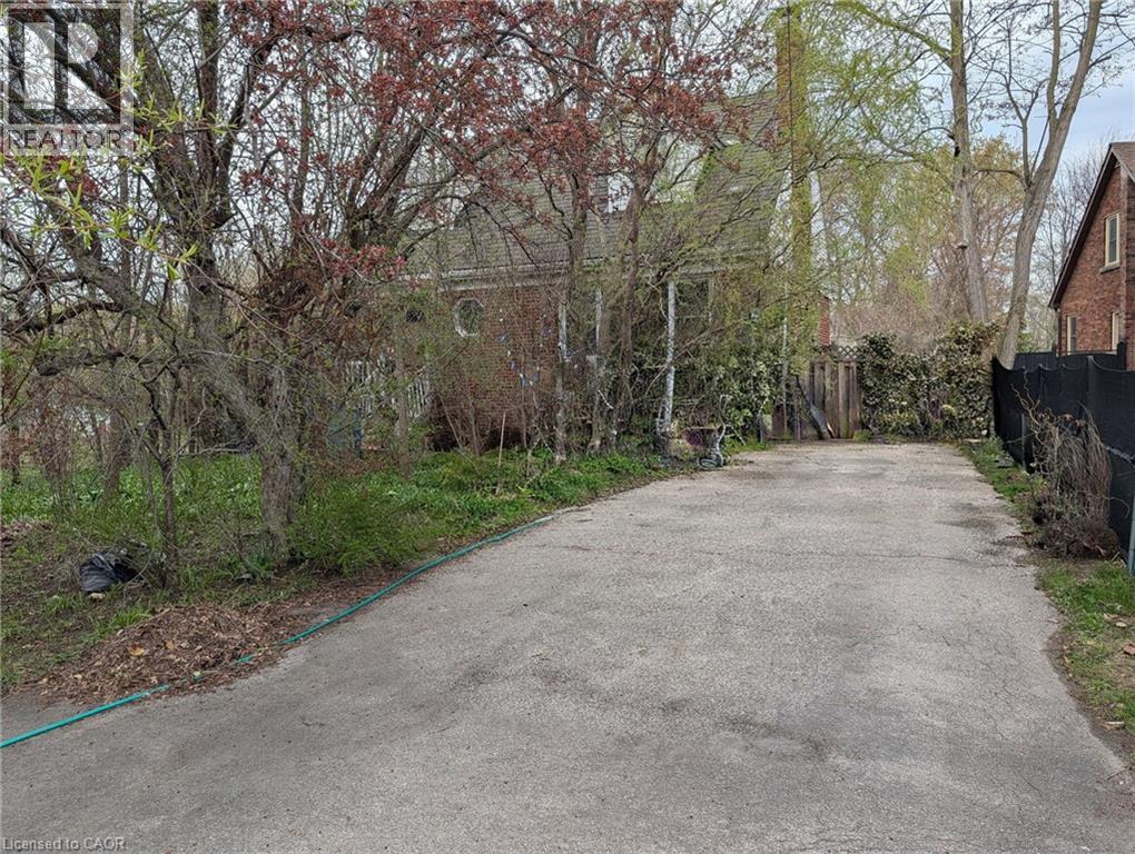 115 KING Street E, Stoney Creek, Ontario