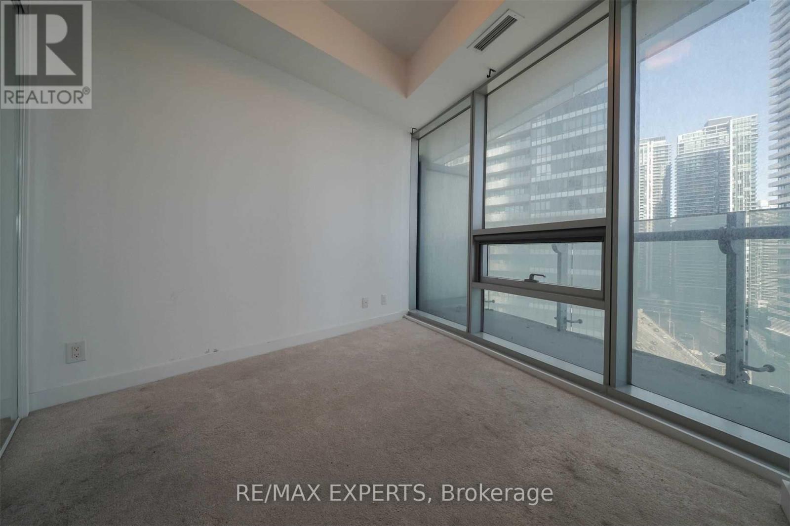 1602 - 14 York Street, Toronto (Waterfront Communities), Ontario  M5J 0B1 - Photo 5 - C14095938