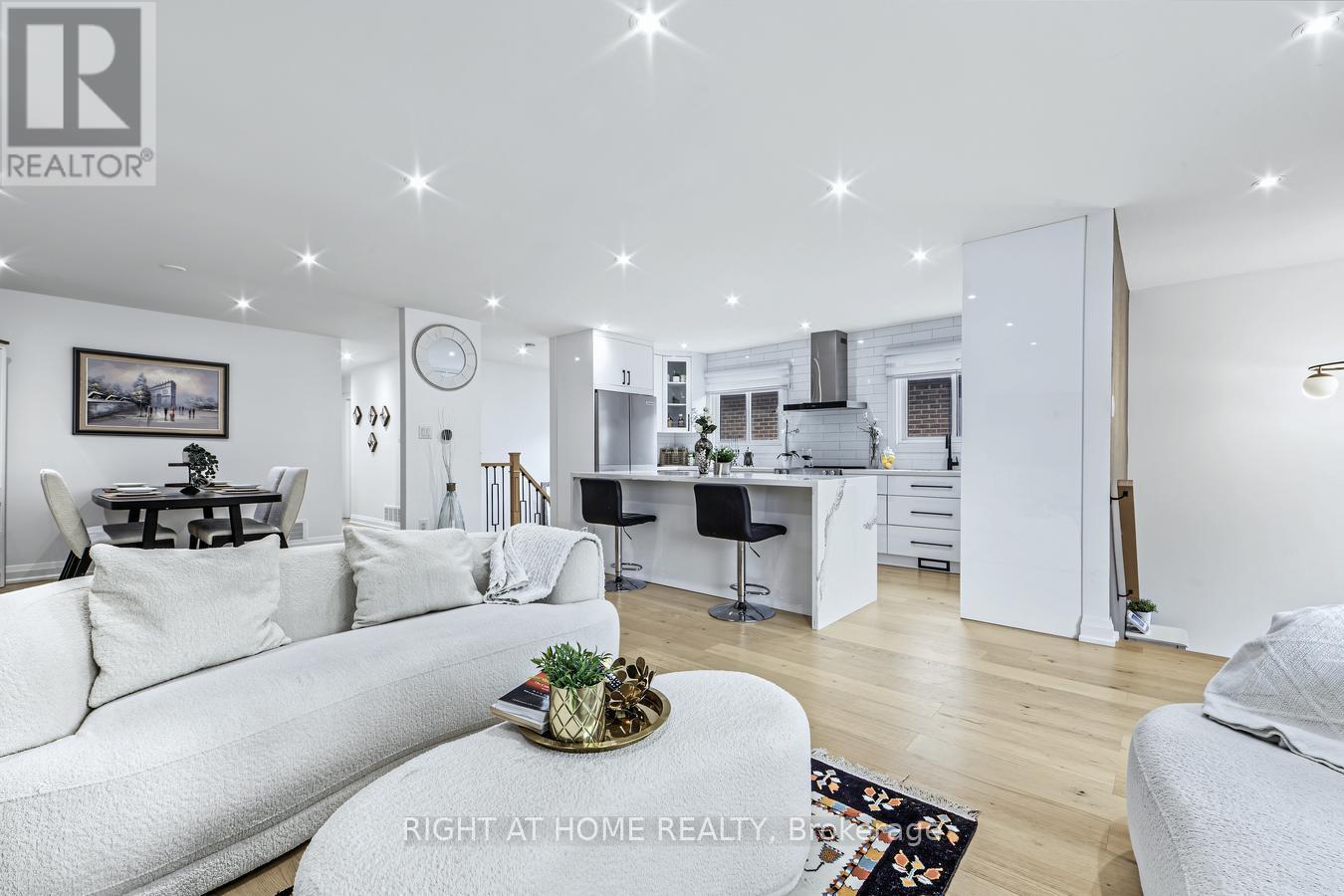 84 Aberdeen Avenue, Vaughan, Ontario  L4L 1C2 - Photo 11 - N14095878