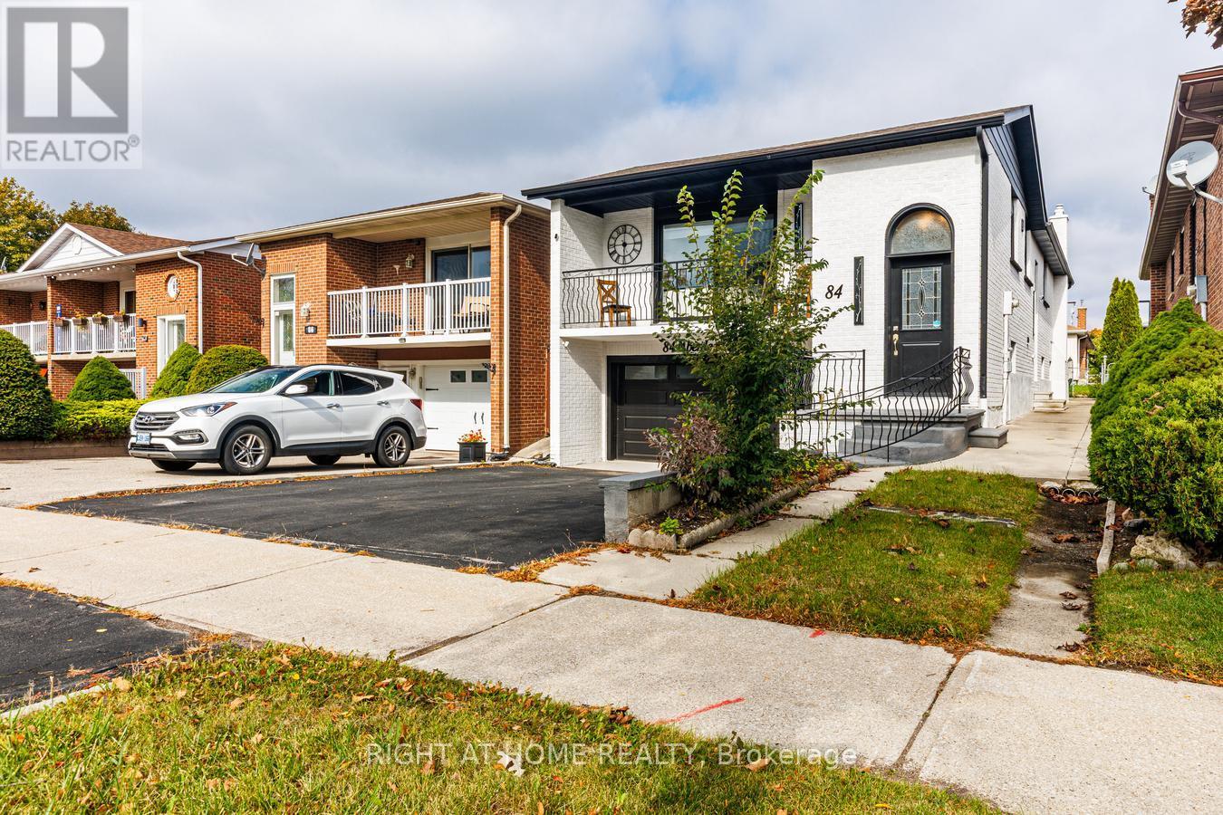 84 Aberdeen Avenue, Vaughan, Ontario  L4L 1C2 - Photo 2 - N14095878
