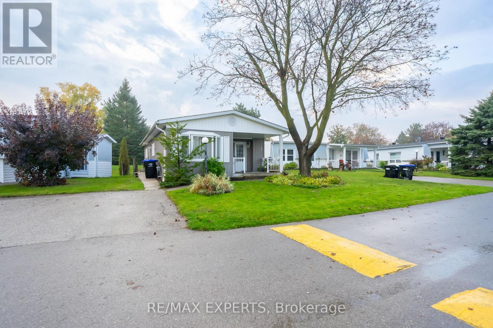 77 LINDEN LANE, Innisfil, Ontario