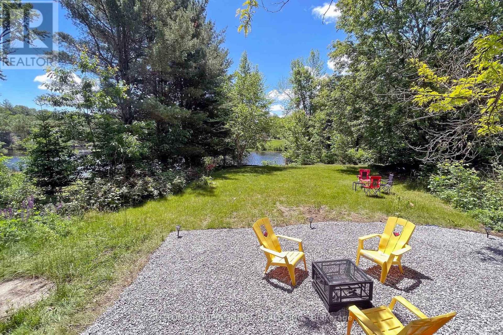 5183 Severn Pines Crescent, Severn, Ontario  L0K 2B0 - Photo 4 - S14095918