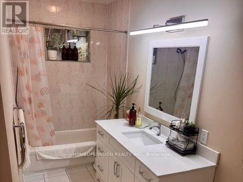 103 Laurentide Drive, Toronto, Ontario  M3A 3E4 - Photo 13 - C14095758