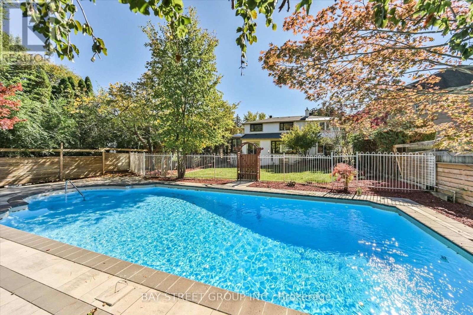 50 Owen Boulevard, Toronto, Ontario  M2P 1E9 - Photo 38 - C14095920