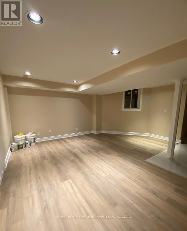 Lower - 5825 Fieldon Road, Mississauga, Ontario  L5M 5K1 - Photo 4 - W14095868