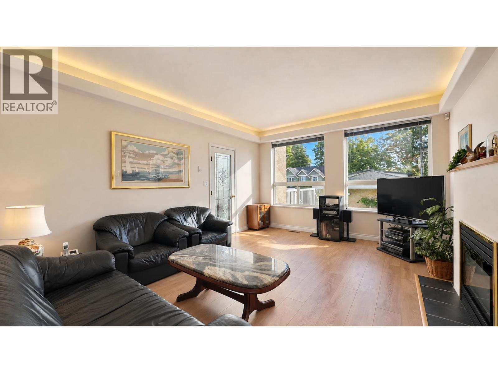 4036 Eton Street, Burnaby, British Columbia  V5C 1J7 - Photo 11 - R3176524