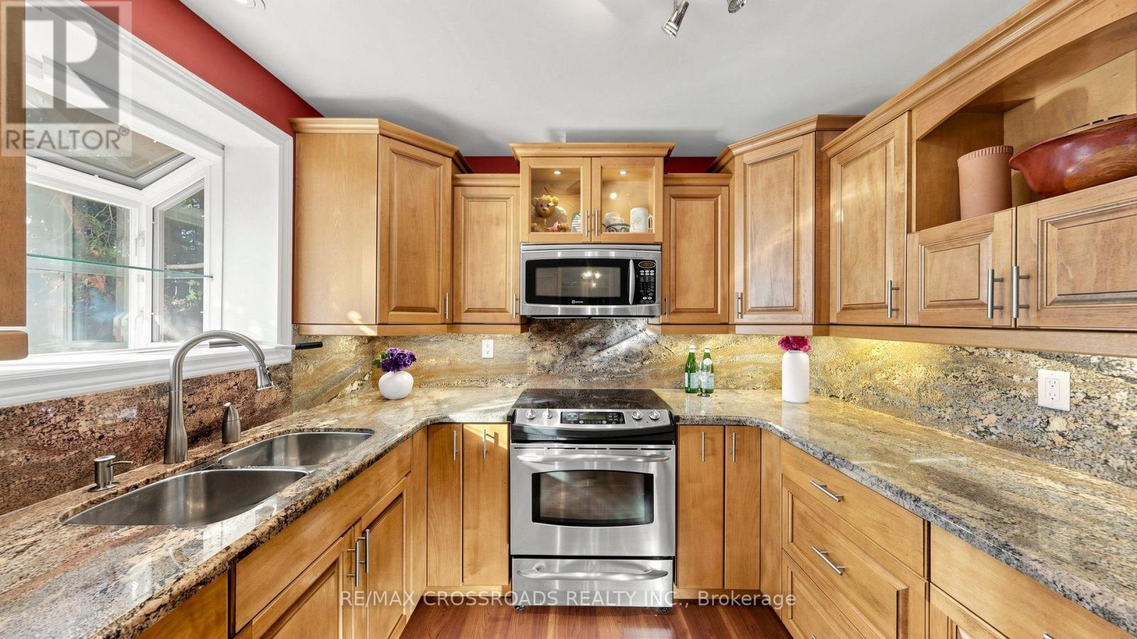 27 Hagerman Boulevard, Markham, Ontario  L3R 2A8 - Photo 8 - N14093100