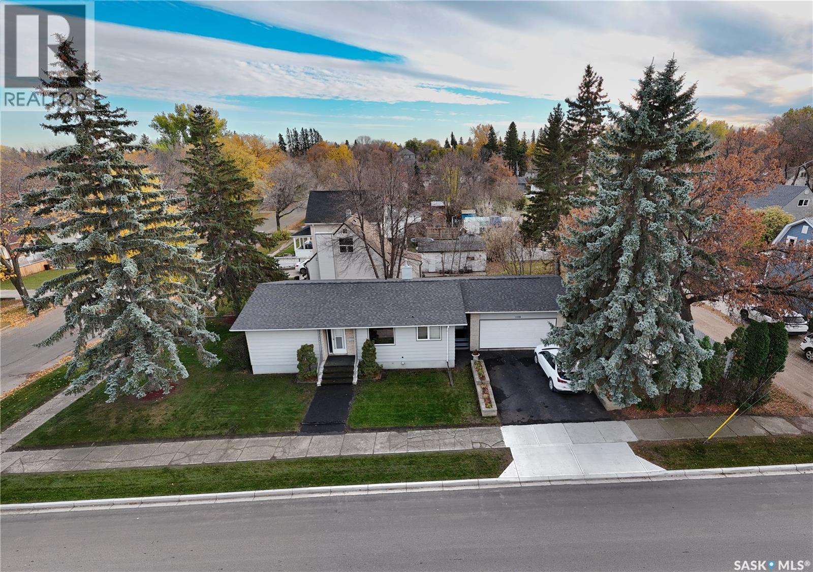 108 Tupper Avenue, Yorkton, Saskatchewan  S3N 1L4 - Photo 1 - SK051495