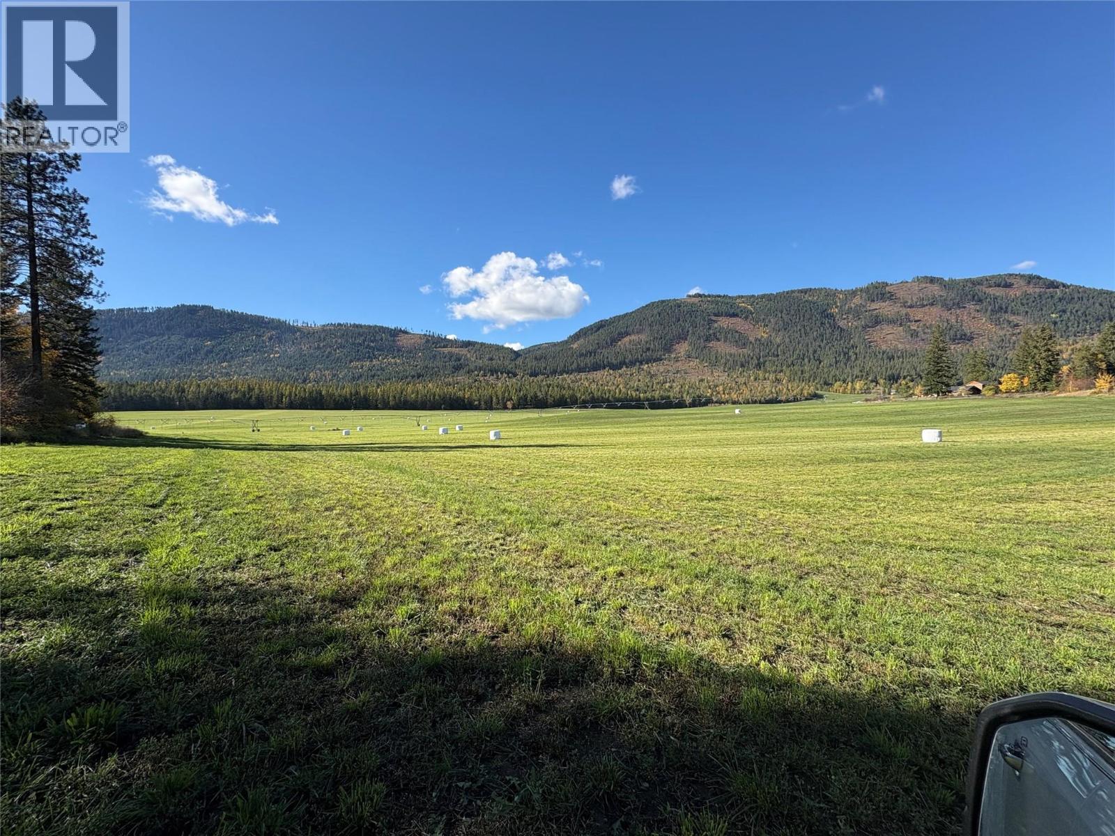 36 Hurt Road, Lumby, British Columbia