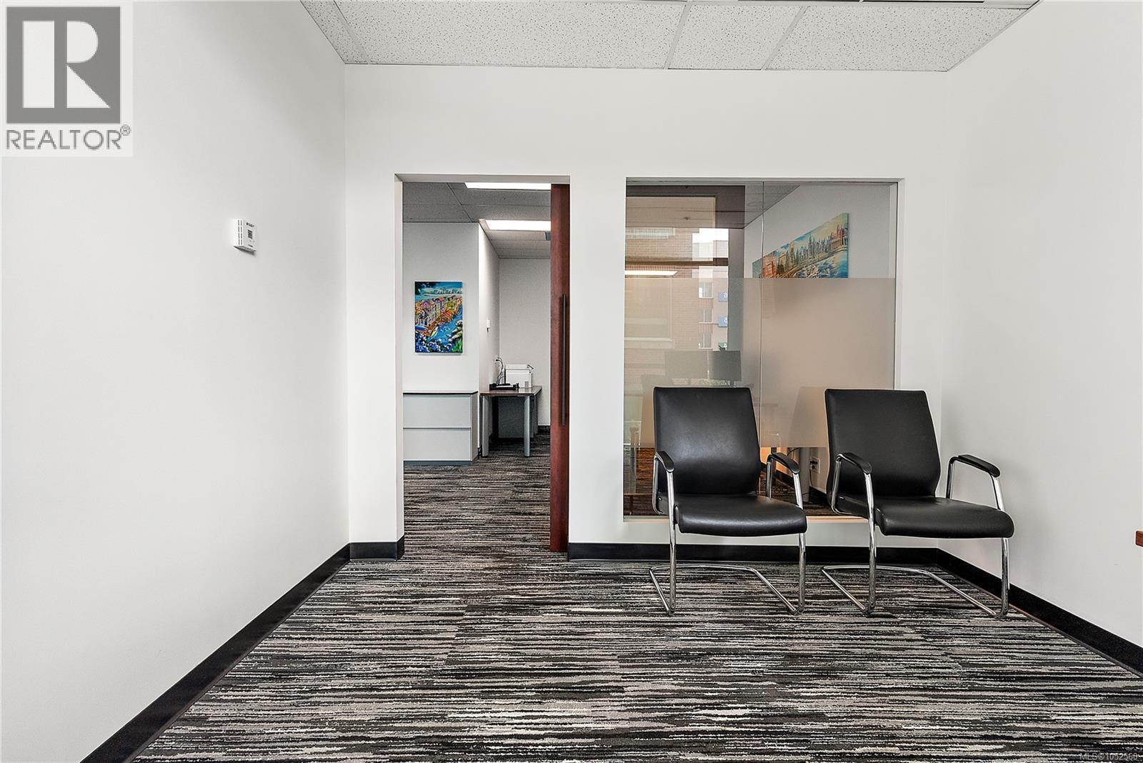 314 737 Yates St, Victoria, British Columbia  V8W 1L6 - Photo 11 - 1052560