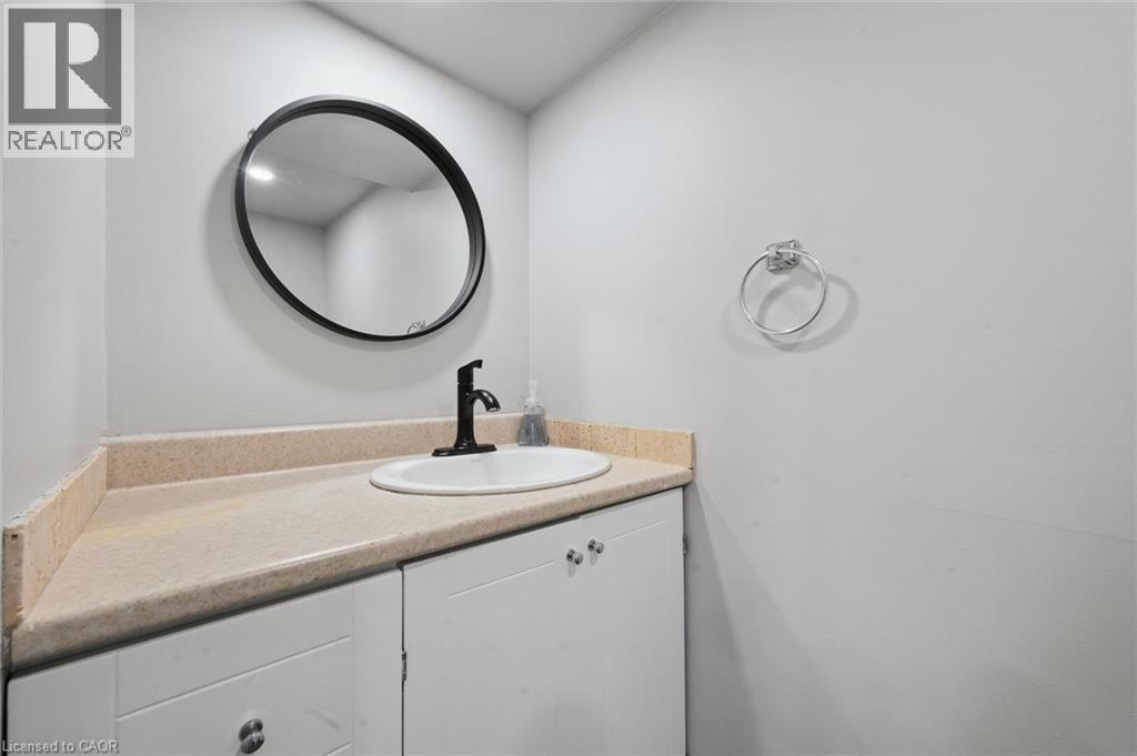 46 Cedarwoods Crescent Unit# 20, Kitchener, Ontario  N2C 2L7 - Photo 30 - 40870483