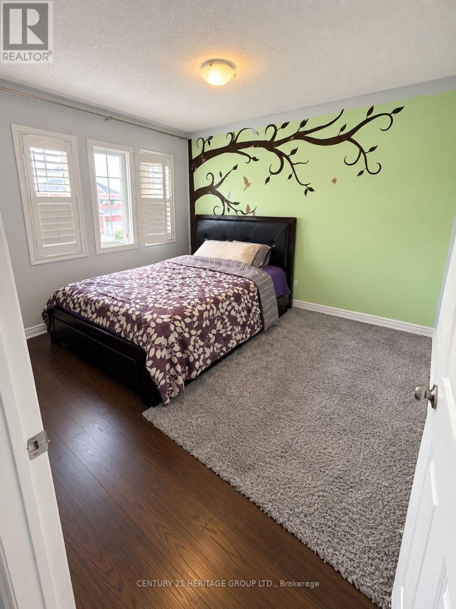 Upper Level, Main & 2nd - 212 Armstrong Crescent E, Bradford West Gwillimbury, Ontario  L3Z 0L4 - Photo 13 - N14095972