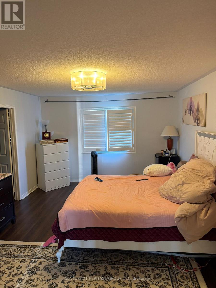 Upper Level, Main & 2nd - 212 Armstrong Crescent E, Bradford West Gwillimbury, Ontario  L3Z 0L4 - Photo 14 - N14095972