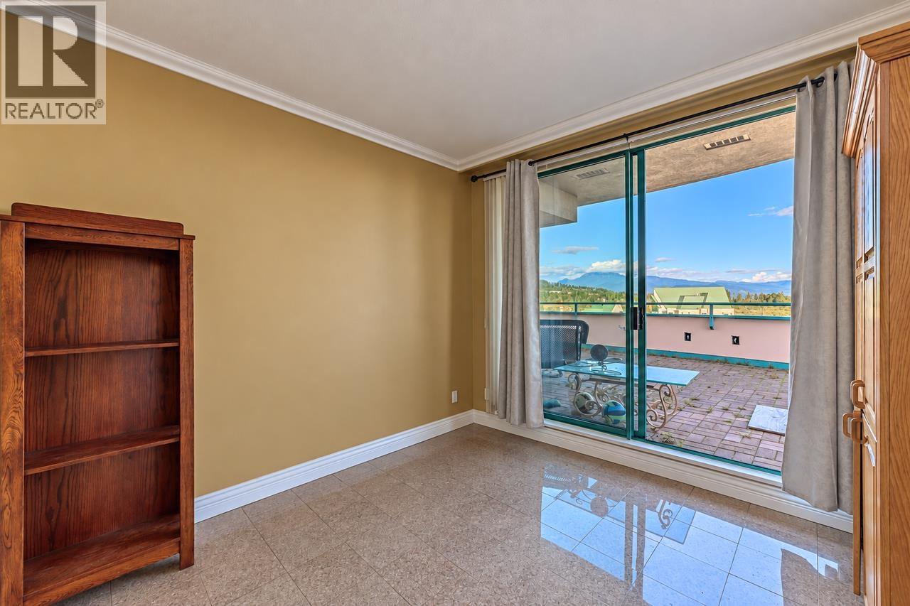 2102 3071 GLEN DRIVE
