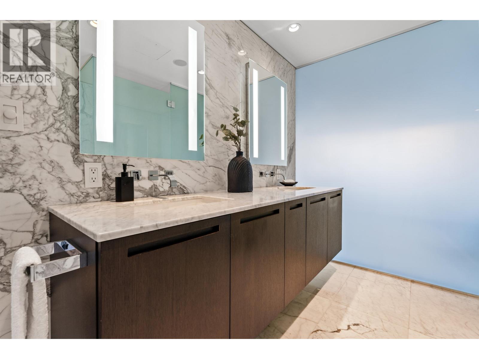 2603 1011 W CORDOVA STREET