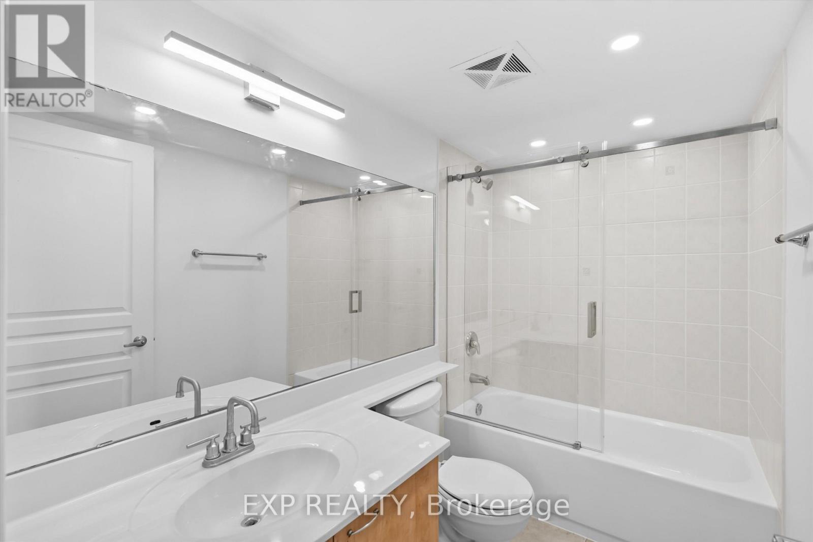 1214 - 350 Red Maple Road, Richmond Hill, Ontario  L4C 0T5 - Photo 7 - N14095214