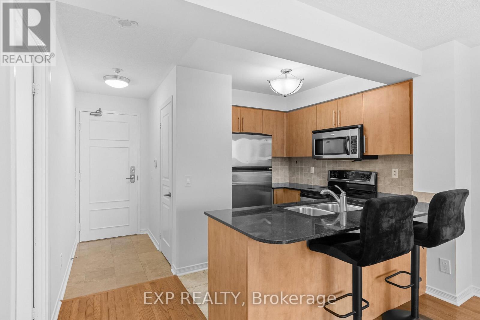1214 - 350 Red Maple Road, Richmond Hill, Ontario  L4C 0T5 - Photo 5 - N14095214