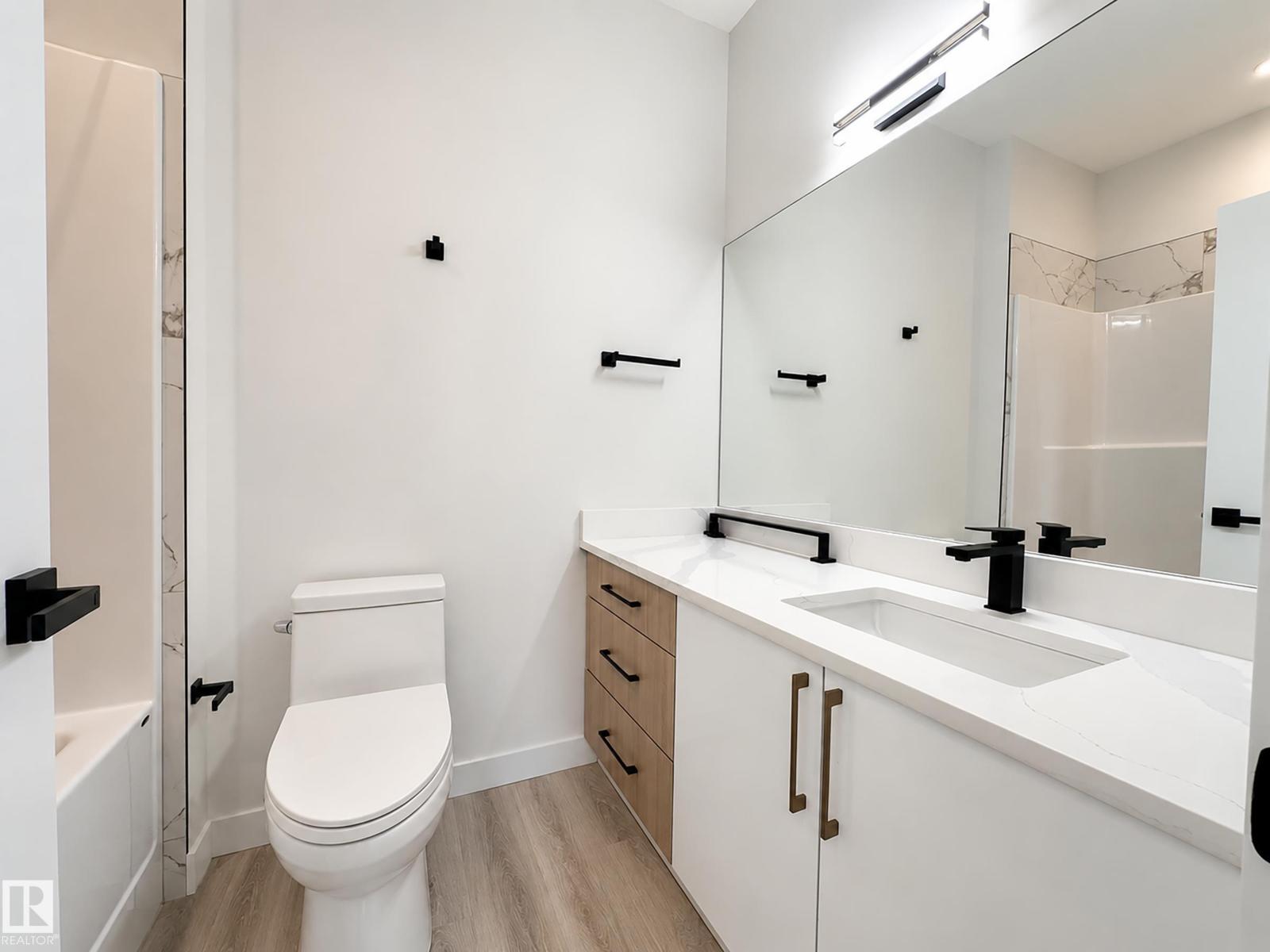 10627 149 ST NW