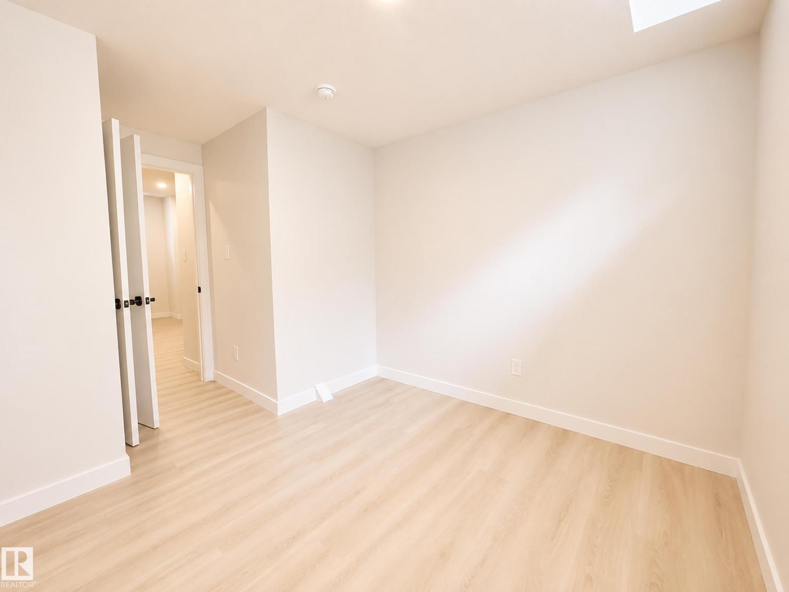 10627 149 ST NW
