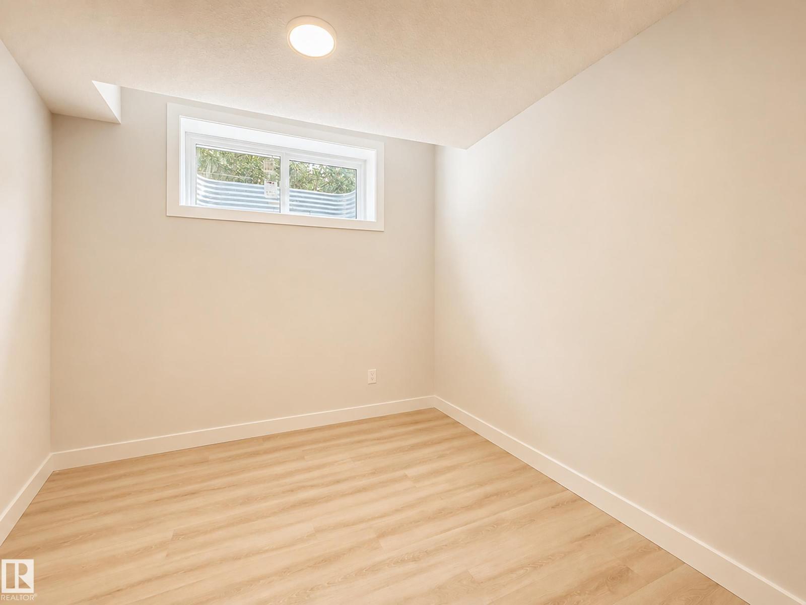 10627 149 ST NW