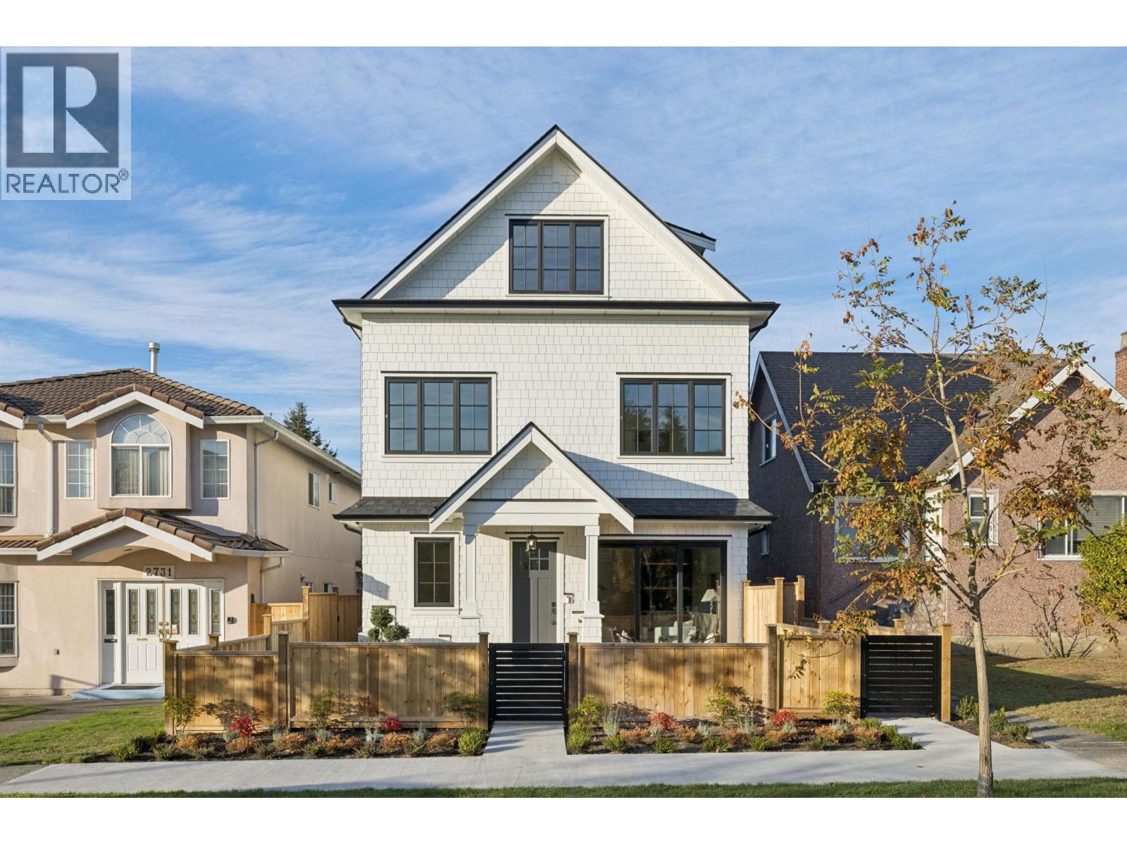 2 2733 William Street, Vancouver, British Columbia  V5K 2Y7 - Photo 1 - R3176756
