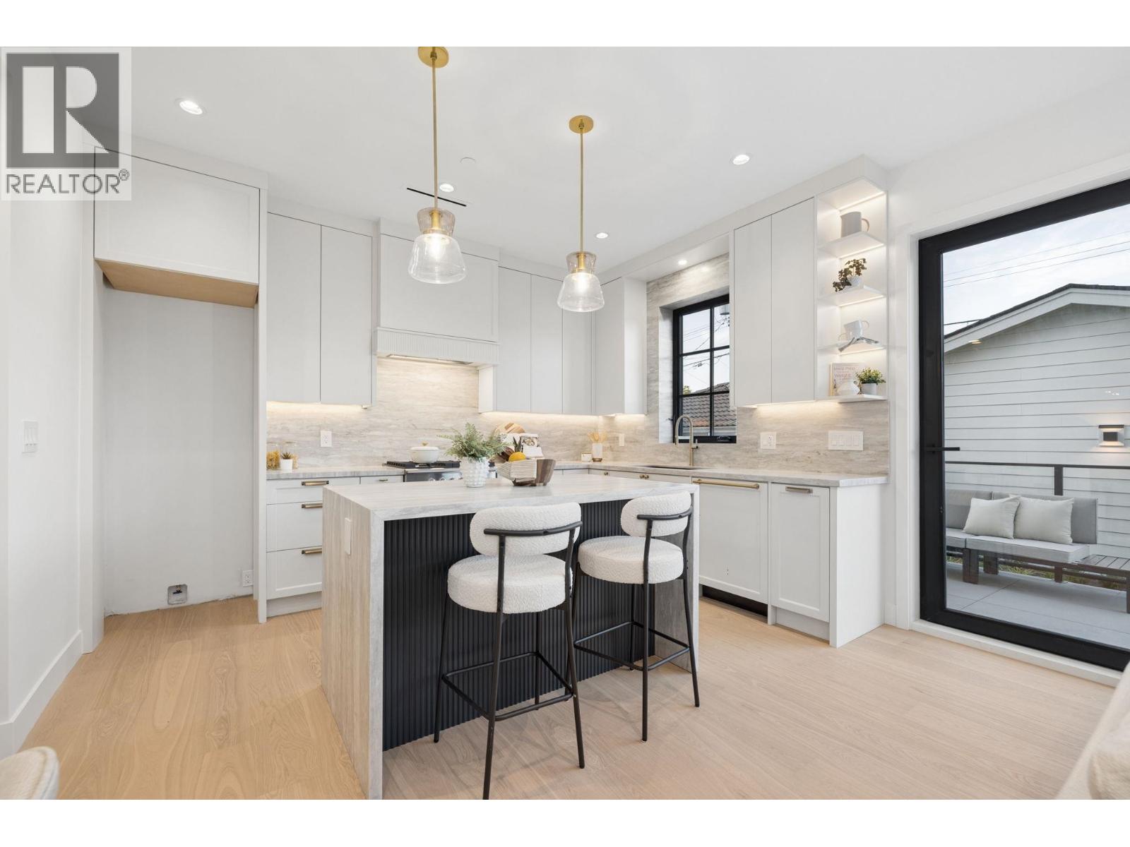2 2733 William Street, Vancouver, British Columbia  V5K 2Y7 - Photo 9 - R3176756