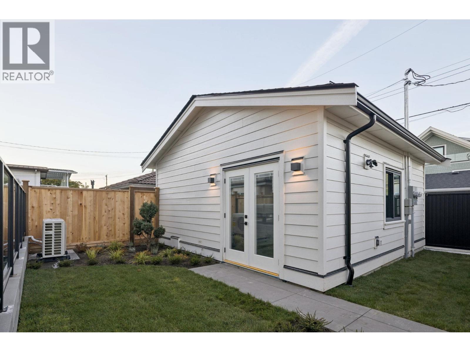 2 2733 William Street, Vancouver, British Columbia  V5K 2Y7 - Photo 39 - R3176756