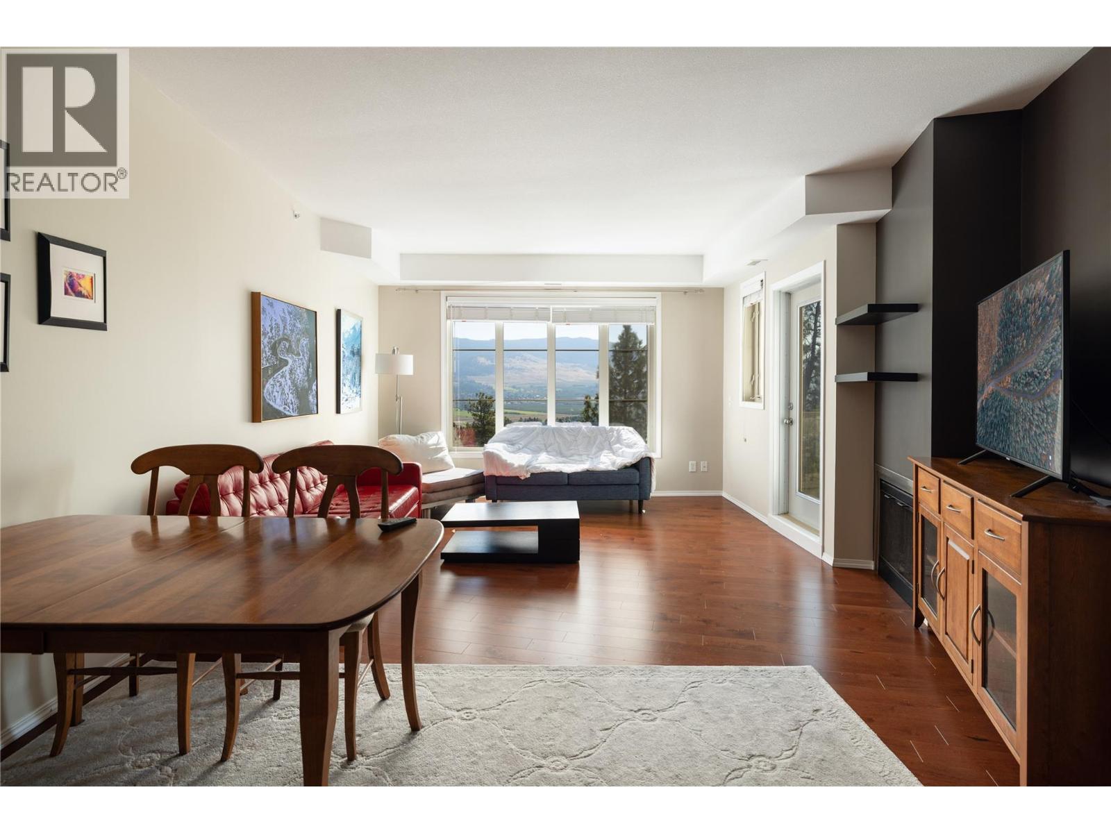 1873 Country Club Drive Unit# 2406