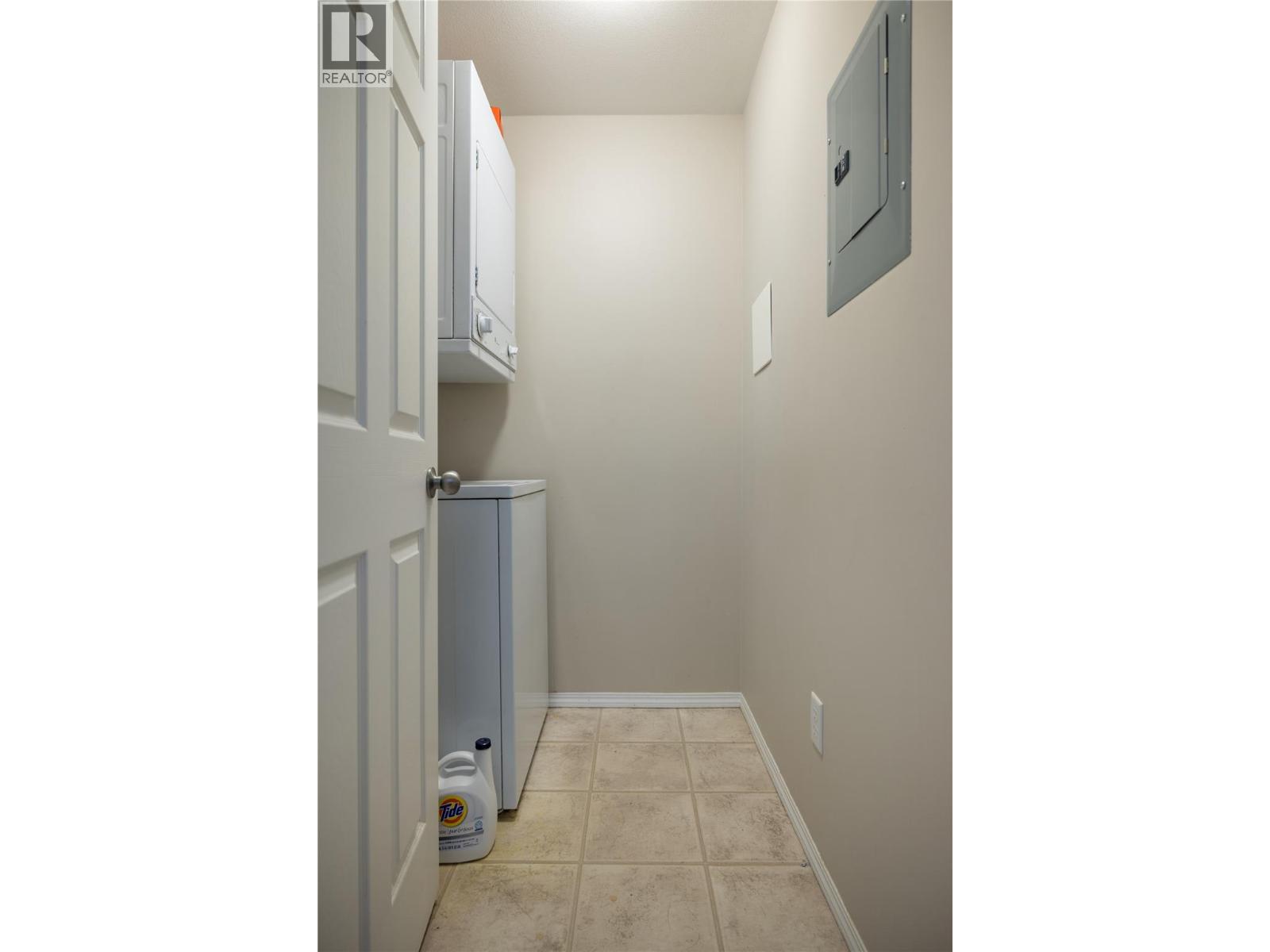 1873 Country Club Drive Unit# 2406