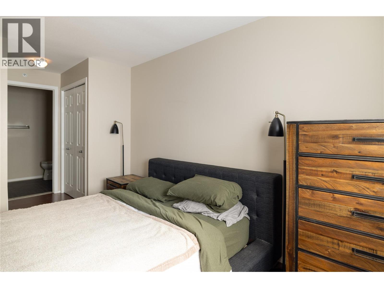 1873 Country Club Drive Unit# 2406