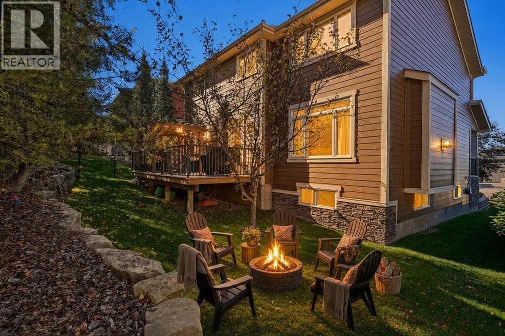 12 Crestridge Rise Sw, Calgary, Alberta  T3B 0M1 - Photo 33 - A2349147