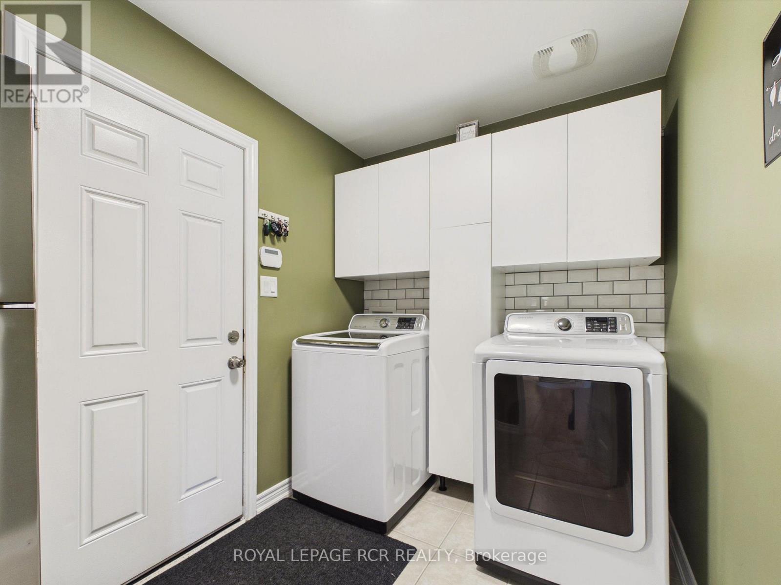 206 Shephard Avenue, New Tecumseth, Ontario  L9R 0K1 - Photo 19 - N14094464