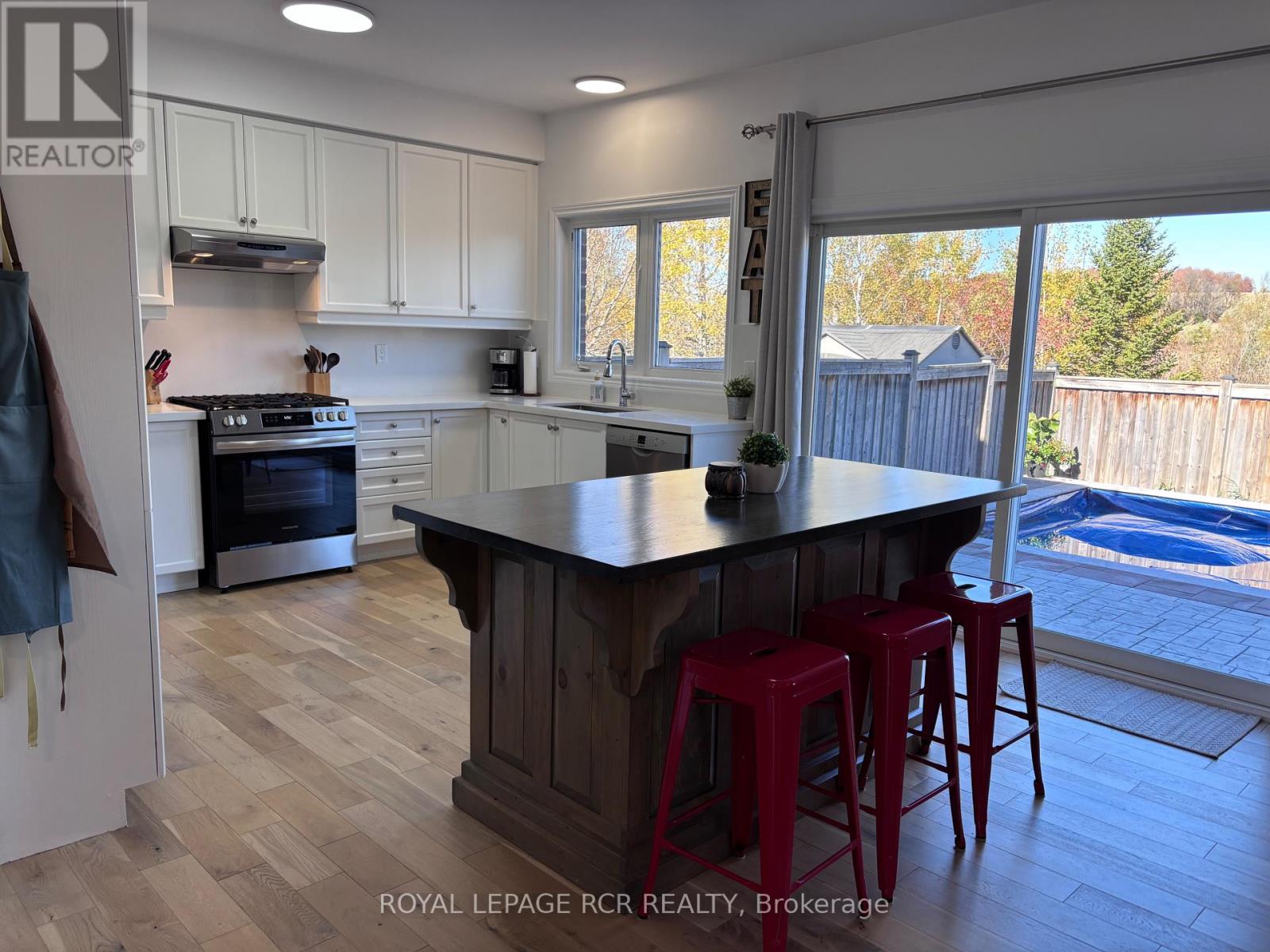 206 Shephard Avenue, New Tecumseth, Ontario  L9R 0K1 - Photo 4 - N14094464