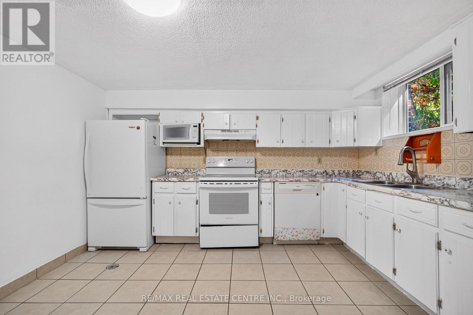 3068 Franze Drive, Mississauga, Ontario  L5A 2R7 - Photo 36 - W14094500