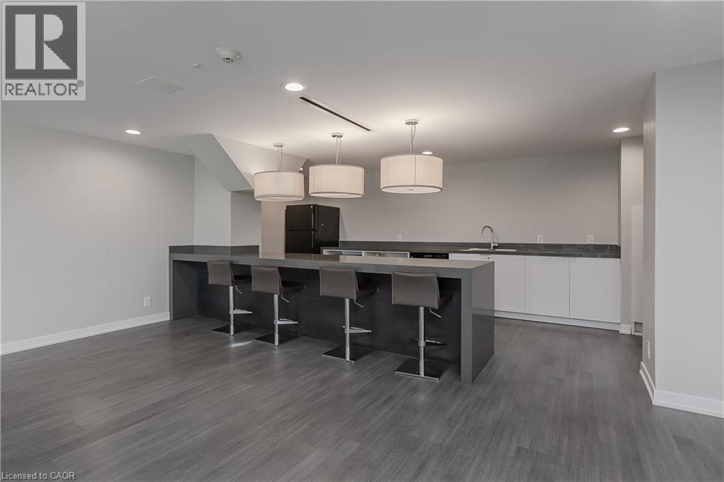 1940 Ironstone Drive Unit# 204, Burlington, Ontario  L7L 0E4 - Photo 37 - 40872579