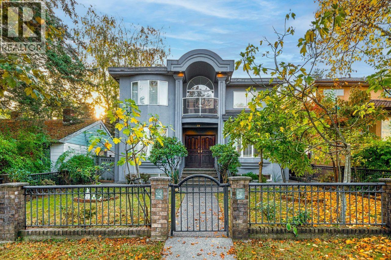 3895 Glendale Street, Vancouver, British Columbia  V5R 1C6 - Photo 1 - R3176771