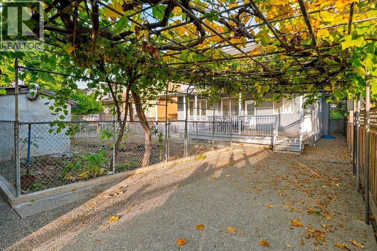 3895 Glendale Street, Vancouver, British Columbia  V5R 1C6 - Photo 38 - R3176771
