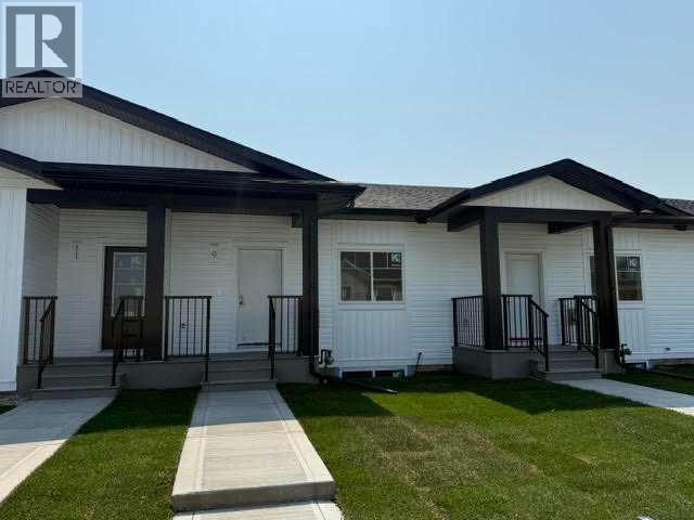 9 Gray Close, Sylvan Lake, Alberta  T4S 0W4 - Photo 1 - A2310274