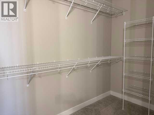 9 Gray Close, Sylvan Lake, Alberta  T4S 0W4 - Photo 6 - A2310274