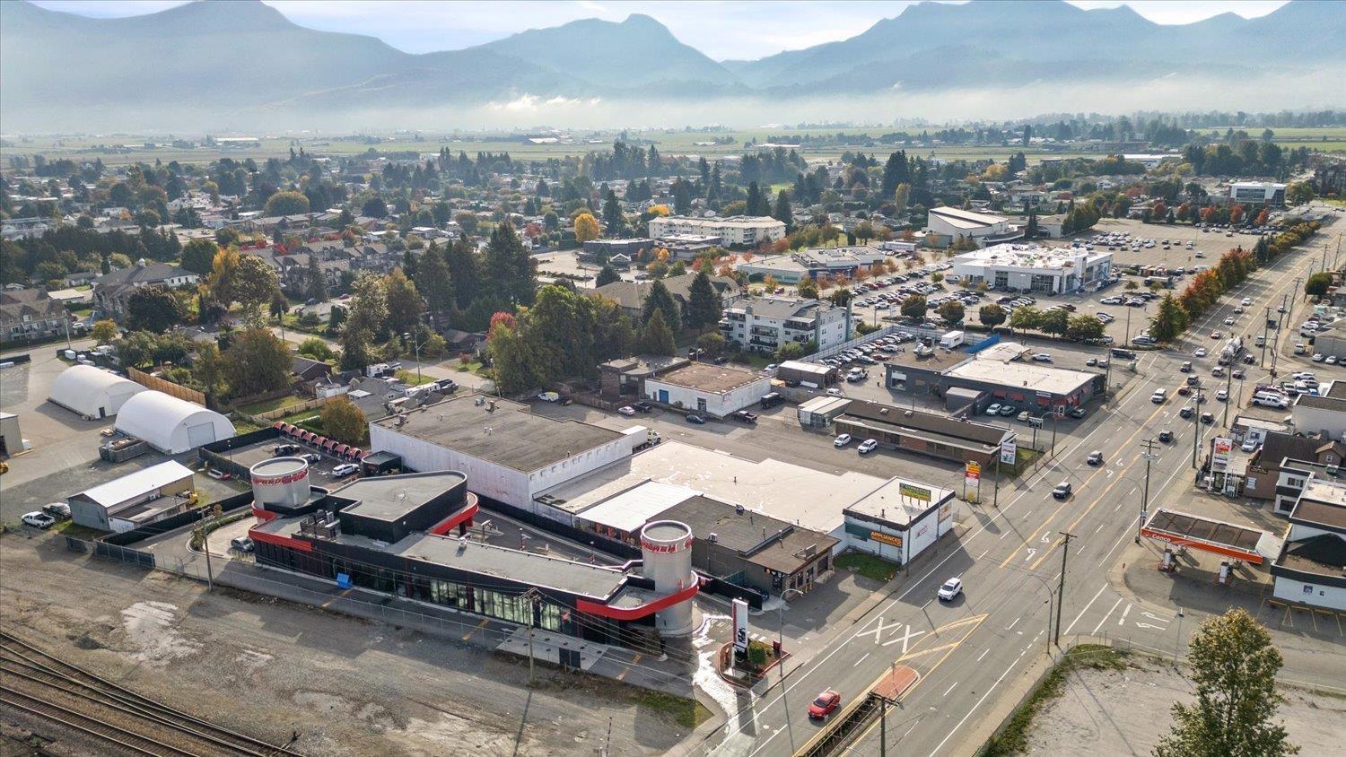 8880 YOUNG ROAD|Chilliwack Proper South