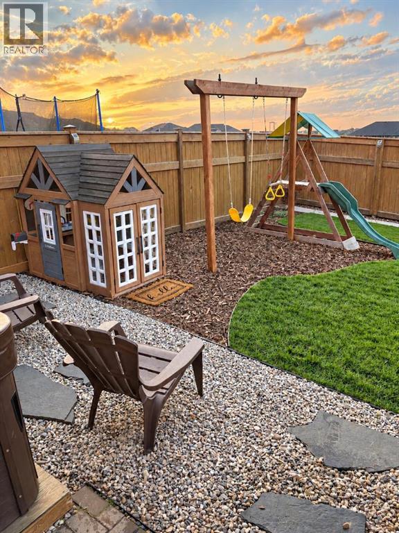170 Fireside Place, Cochrane, Alberta  T4C 0R6 - Photo 34 - A2352211